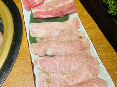 -炼火烤肉店