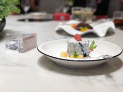 -泓历皇朝酒店(东亭店)