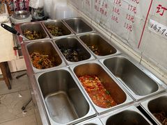 -谭哥盖浇饭(莲花小区店)
