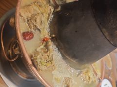 -老蜀铜火锅·酸菜脊骨·麻辣羊蝎子(热闹路店)