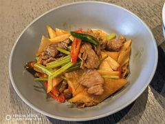酸萝卜炒牛肉-日上三甘(三里屯店)