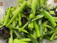 -木柴豆腐·活海鲜·鲁菜(岚山路店)