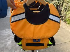 -怀托摩萤火虫洞