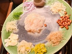 -得意咚瓜·顺德鱼生·冬瓜火锅(深圳首店)