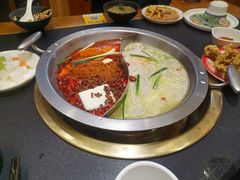 -沸炉重庆老火锅(军事博物馆店)