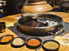-梁山烤肉(榆林行者武松店)