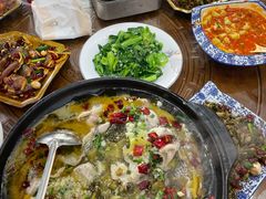 -记忆湘菜馆(芙蓉镇店)