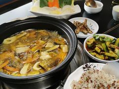 -野菌皇海景野生菌火锅(滨海大道店)