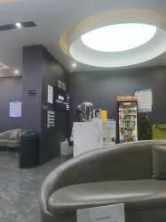 -藤野造型烫染·漂发