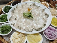 -侠成水上农庄(工业大道店)