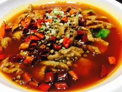 水煮肉片-刘胖子家常菜·蹄花焖藕(中央花园店)