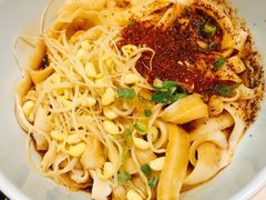 油泼刀削面-大铁勺新津菜(东丽阳光新业广场店)