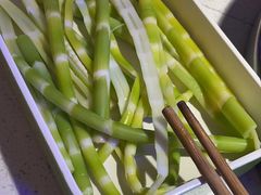 -钢管厂五区小郡肝串串香(滨江店)