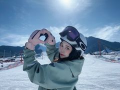 -丝绸之路山地度假区滑雪场