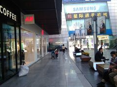 -H&M(天一广场店)