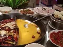 -朱光玉火锅馆(正弘城店)