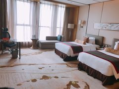 -天津梅江中心皇冠假日酒店