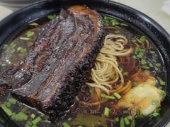 -小龙大肉面馆