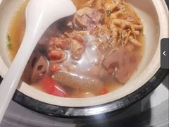 -江城小馆陕南妈妈菜·全球旅行餐厅(钟楼店)