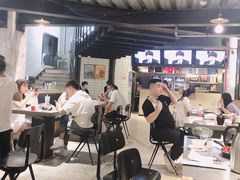 大堂-一棠龙虾•王牌虾球(楚河汉街店)