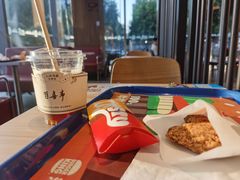 -汉堡王(EAC欧美中心店)