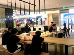 -喜茶(杭州滨江宝龙店)