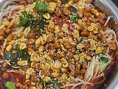 -周良天山牛杂城(天山路总店)