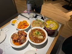 -关东小磨东北菜(漕河泾印象城店)