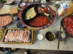 -老房老舍重庆火锅(假日城市店)