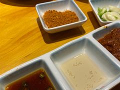 沾碟-唯成•韩国炭火烤肉 유성고기