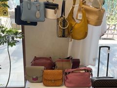 -六六奢品·vintage中古·回收二手奢侈品包包手表首饰(环球港店)