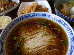 红汤面底-同得兴 Since·1995 传统苏式面馆(嘉馀坊店)