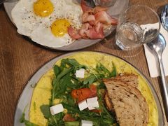 烟熏三文鱼蛋饼-Wagas沃歌斯(大学路店)