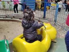 -顺德大良半月城游乐场