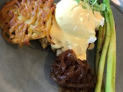 -ROAST coffee & eatery