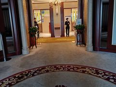 -青岛天瑞星空酒店