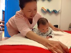 -爱贝尔高端月嫂(母婴护理)