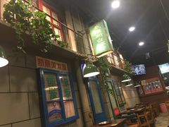 -超越炭火牛蛙火锅鸡(河东店)