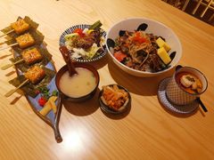 -越光米贩精致料理餐厅(金鹰店)