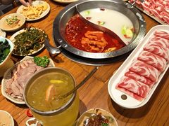 -东巴婆婆云南鱼豆花火锅(大东门店)
