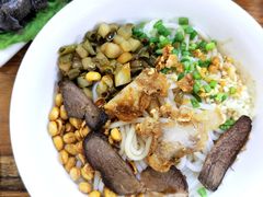 桂林卤粉-牛八宝桂林米粉(八里庄店)