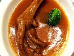 鲍汁鹅掌-老洋房花园饭店(绍兴路店)