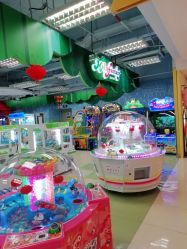 -莫莉幻想儿童乐园(深圳南山欢乐颂店)