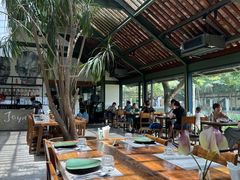 -喜洲吧·江畔老船厂·庭院餐厅(喜临院店)