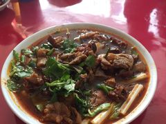 -谢老五跷脚牛肉·非遗传承店