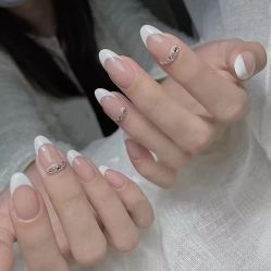 -悦指间美甲美睫