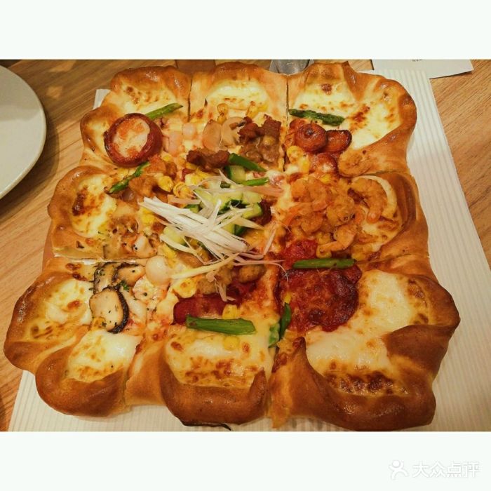 必胜客(永旺梦乐城店)九合一披萨图片