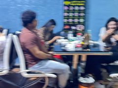 -烤肉小伙烤肉店