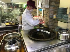 -老新隆牛肉锅贴(新街口店)