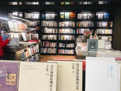 -泡泡玛特POPMART(苏州诚品生活店)